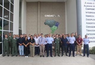 FAB realiza reunião para discutir segurança do espaço aéreo durante o 59º Festival de Parintins